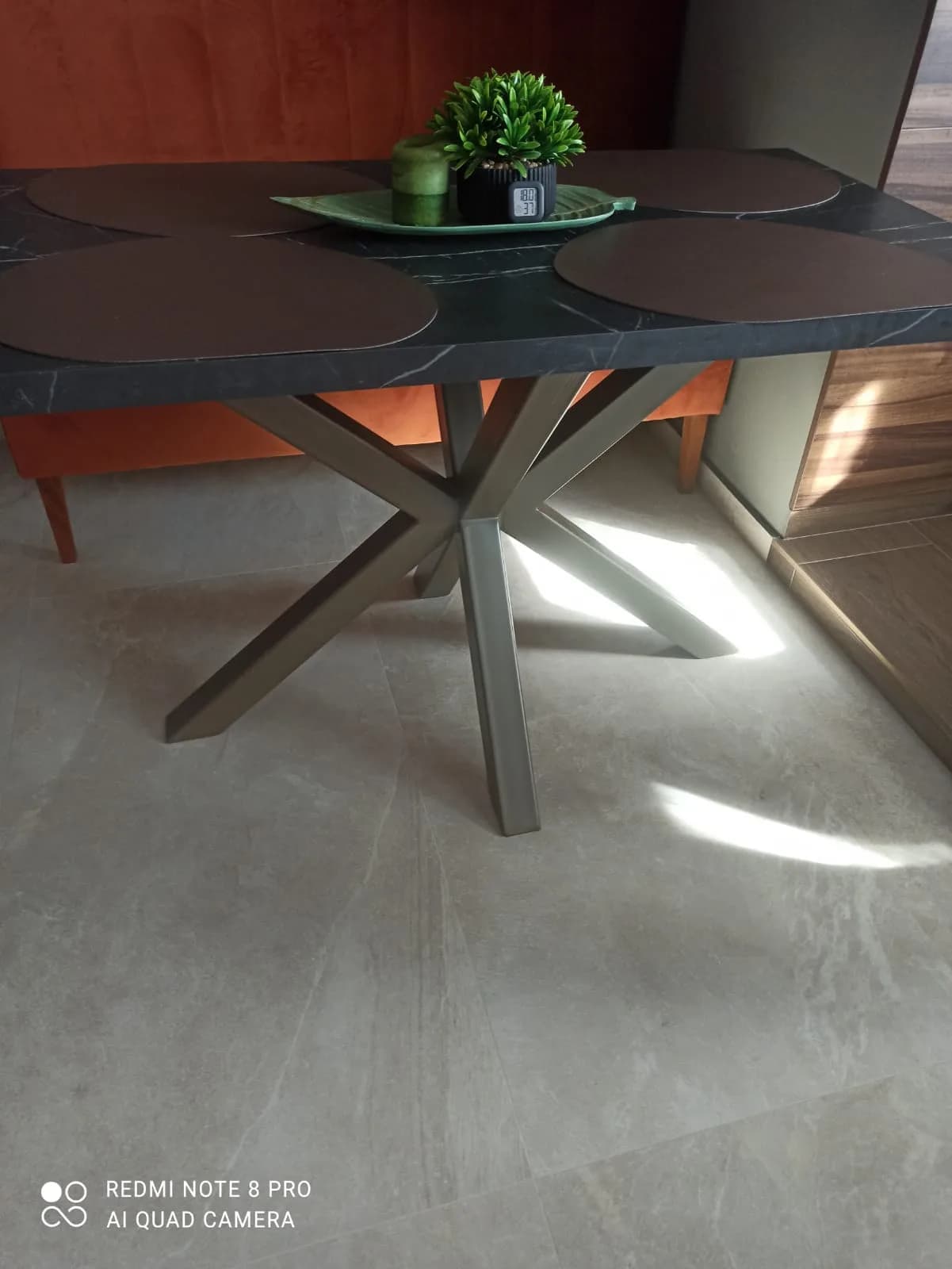 Metalne nogare za sto 182 — MilimetarLINE, Niš