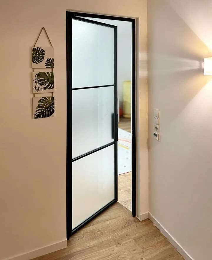Metal Loft Vrata 8 — MilimetarLINE, Niš