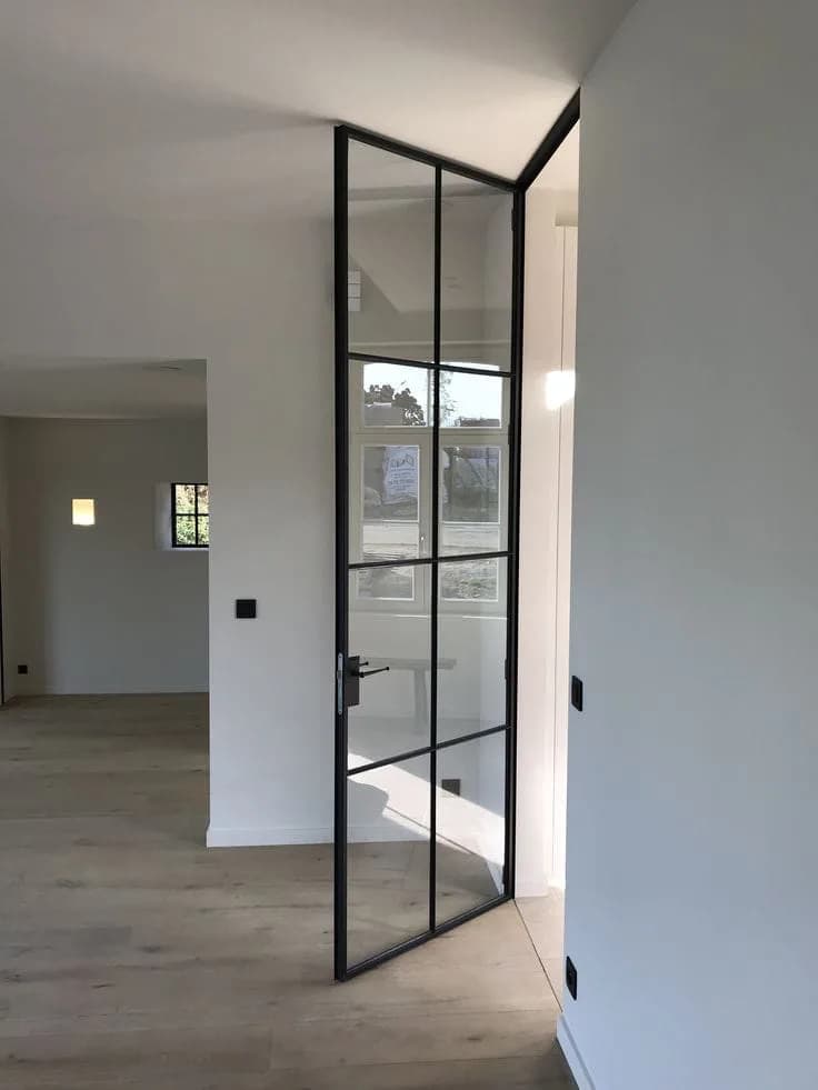Metal Loft Vrata 20 — MilimetarLINE, Niš