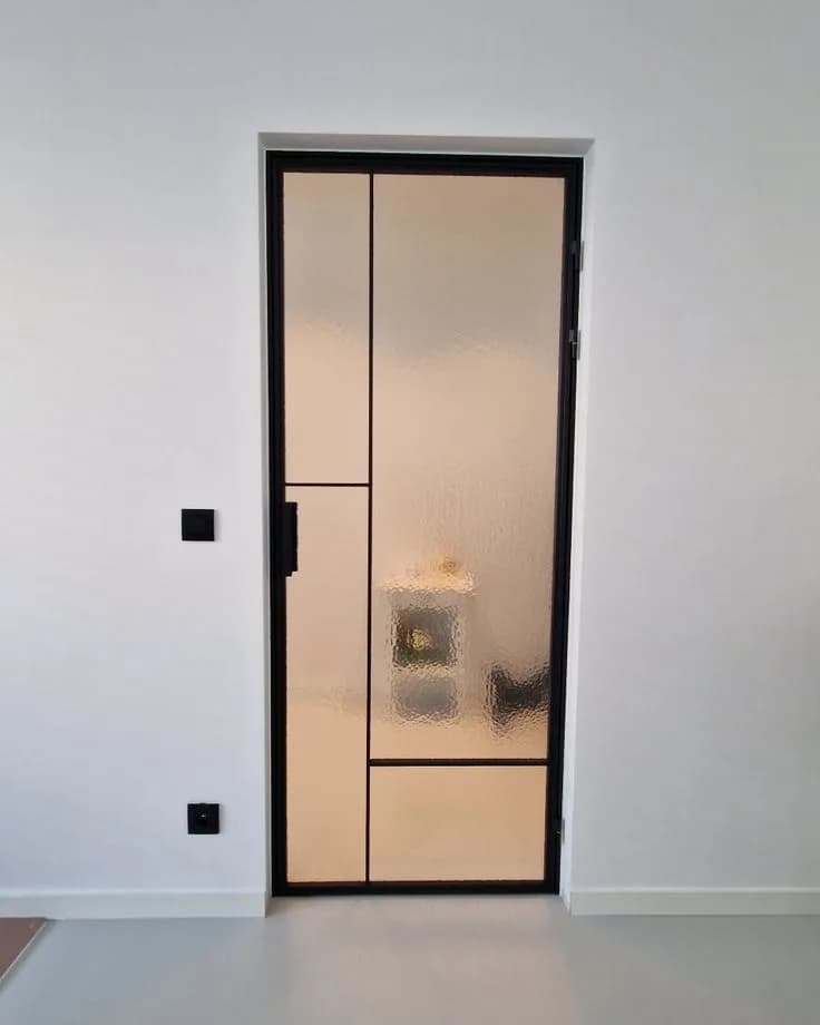 Metal Loft Vrata 5 — MilimetarLINE, Niš