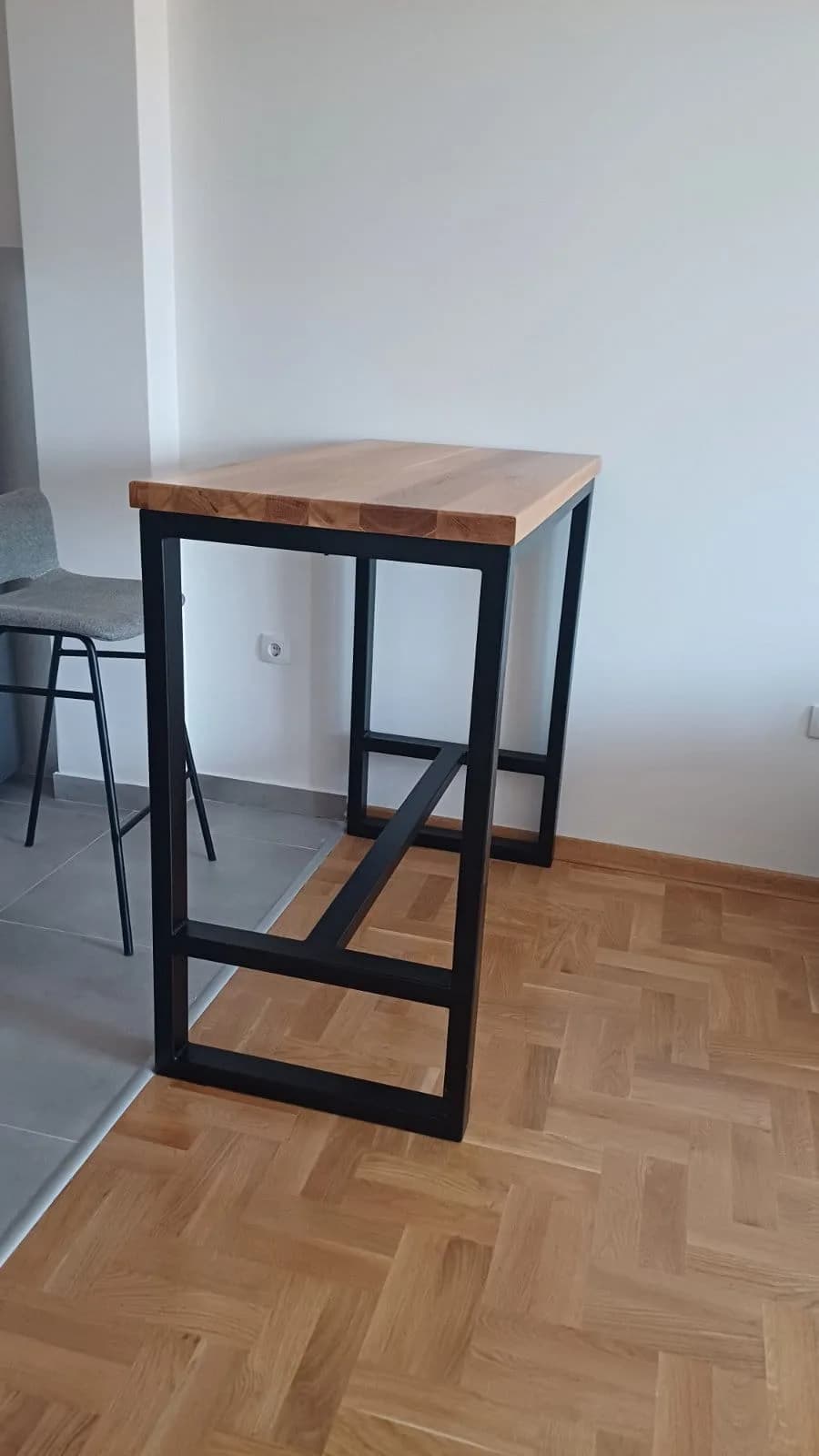 Metalne nogare za sto 192 — MilimetarLINE, Niš