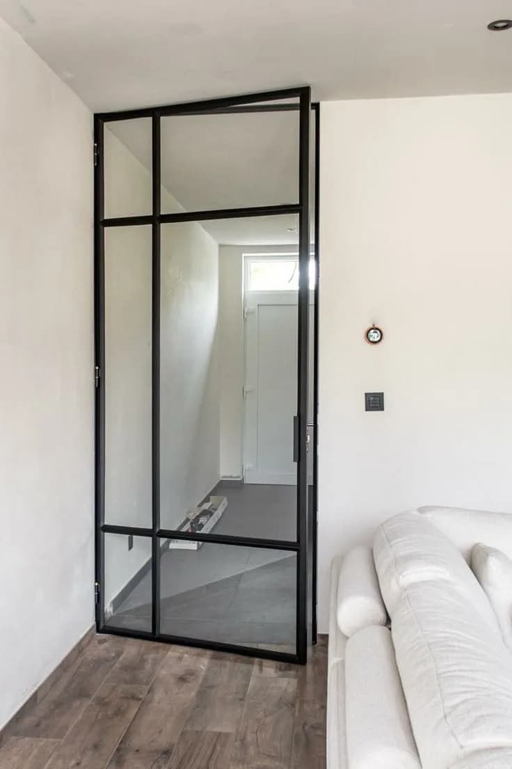 Metal Loft Vrata 24 — MilimetarLINE, Niš