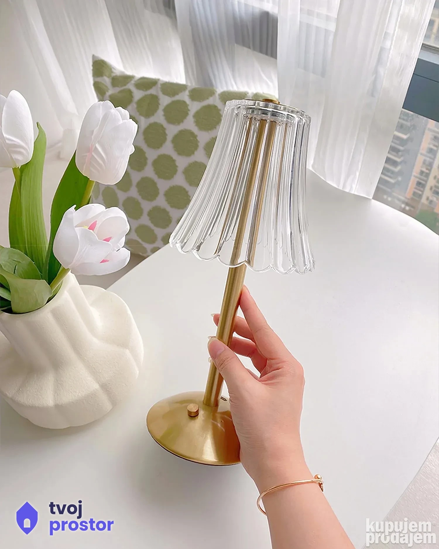 Postmoderna stočna lampa sa prirodnim osvetljenjem i dodirn — fotografija 4 od 5