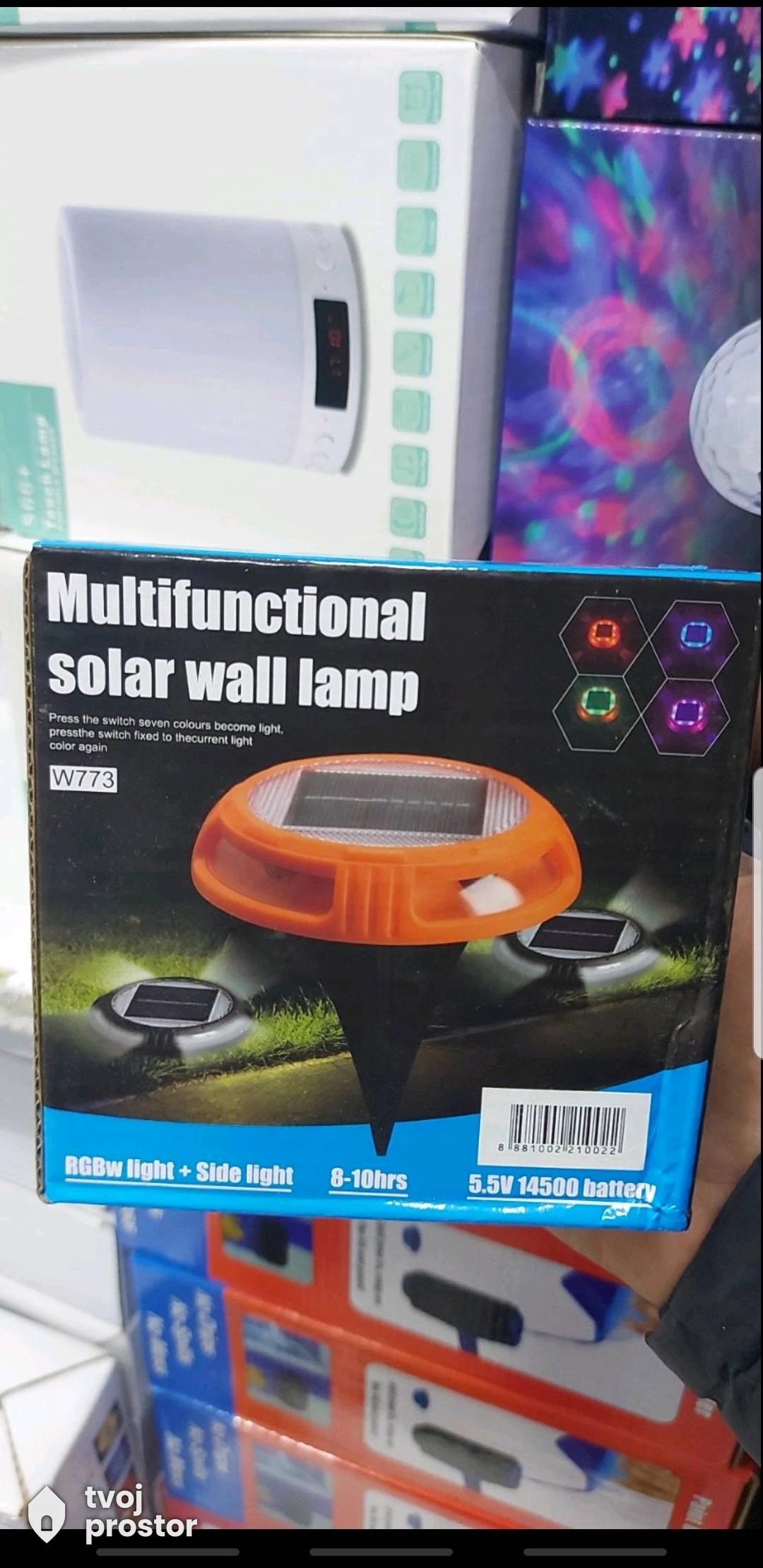 Solarna bastenska lampa — fotografija 3 od 5