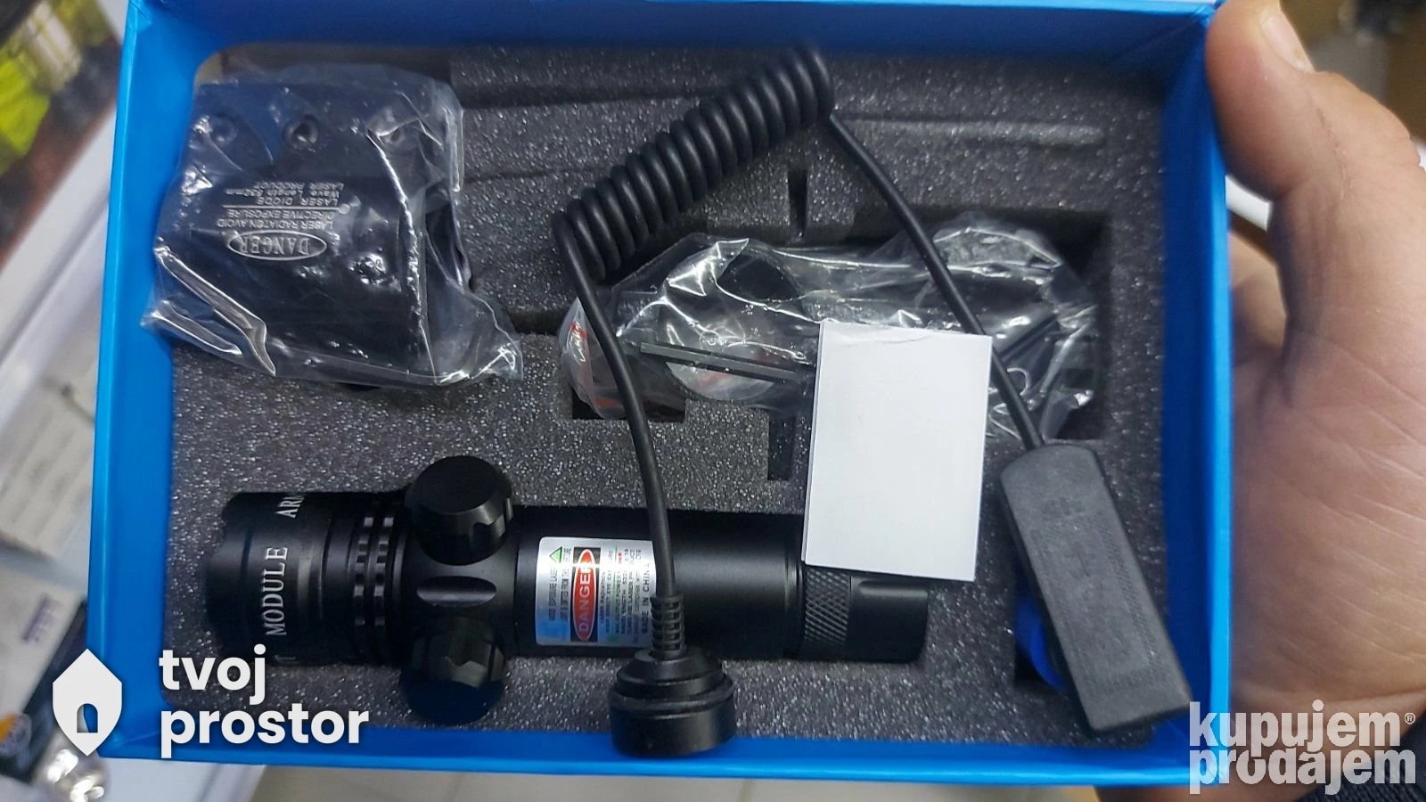 Laser — fotografija 2 od 4