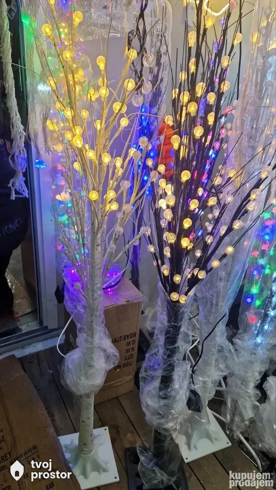 Led dekorativno drvo novogodisnje — Mungosi, Beograd