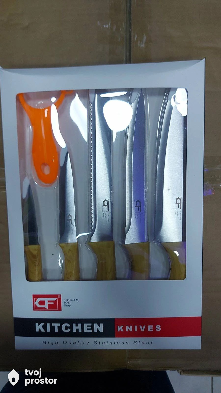 Set nozeva — posuđe i kuhinjski pribor, Mungosi, Beograd