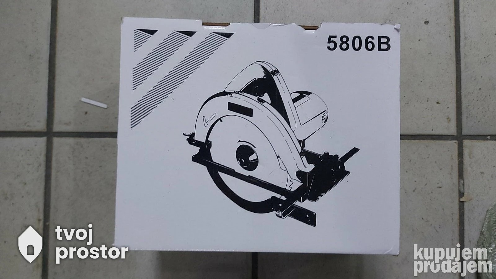 Makita elektricni cirkular — fotografija 4 od 5