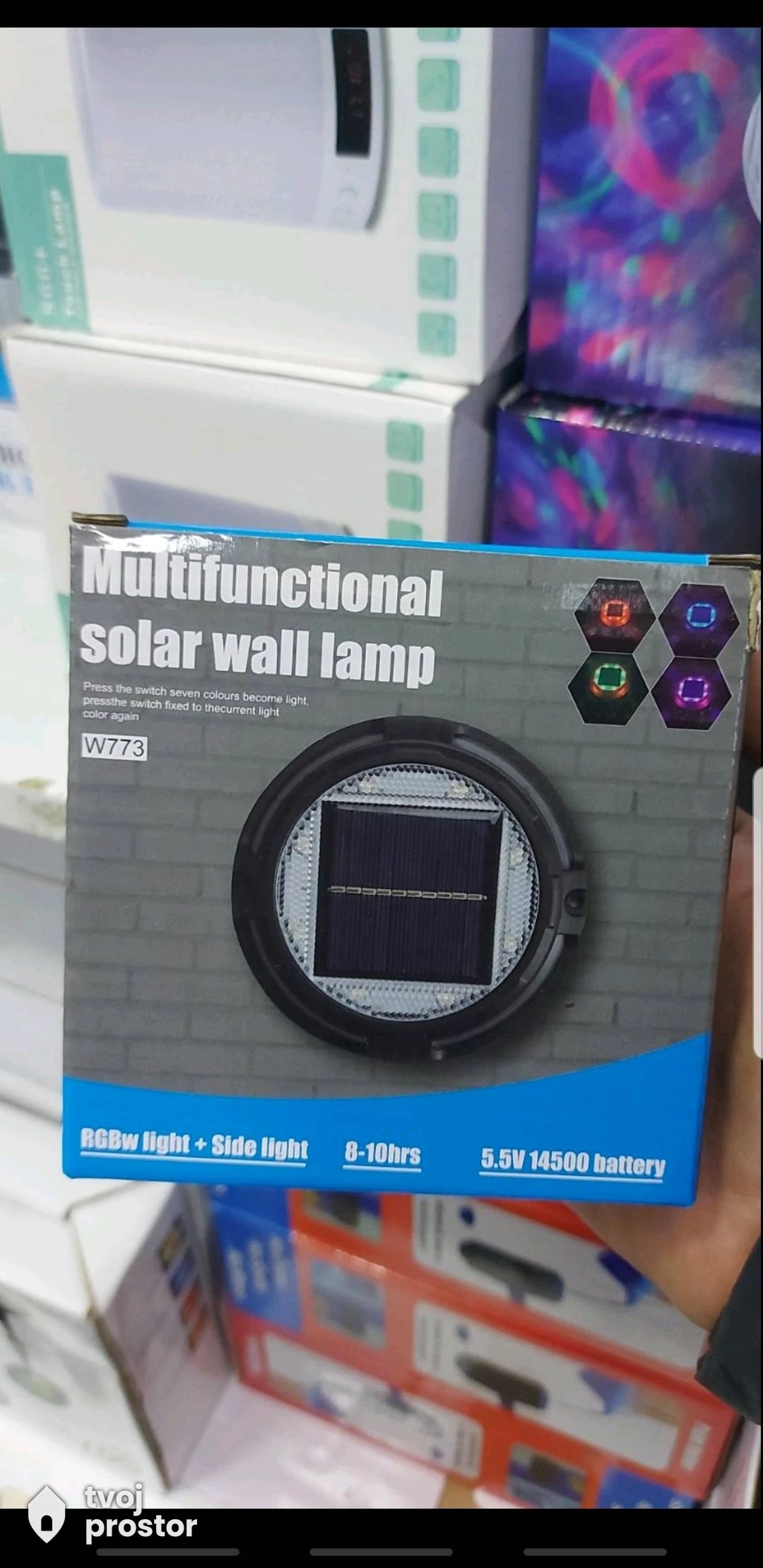 Solarna bastenska lampa — fotografija 2 od 5