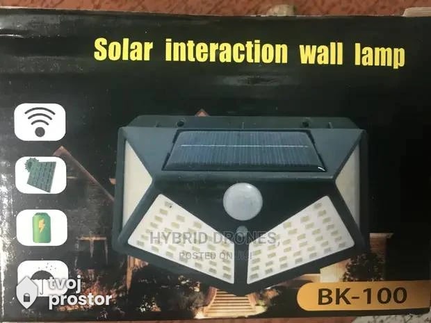 Solarno LED svetlo — fotografija 2 od 4