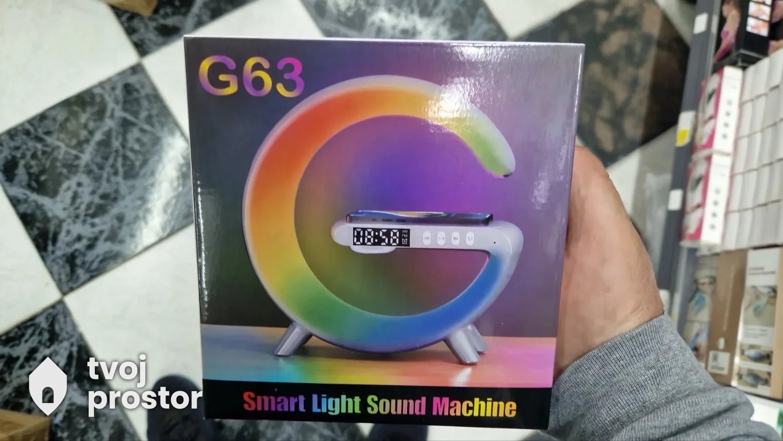 Rgb lampa zvucnik punjac — fotografija 2 od 3